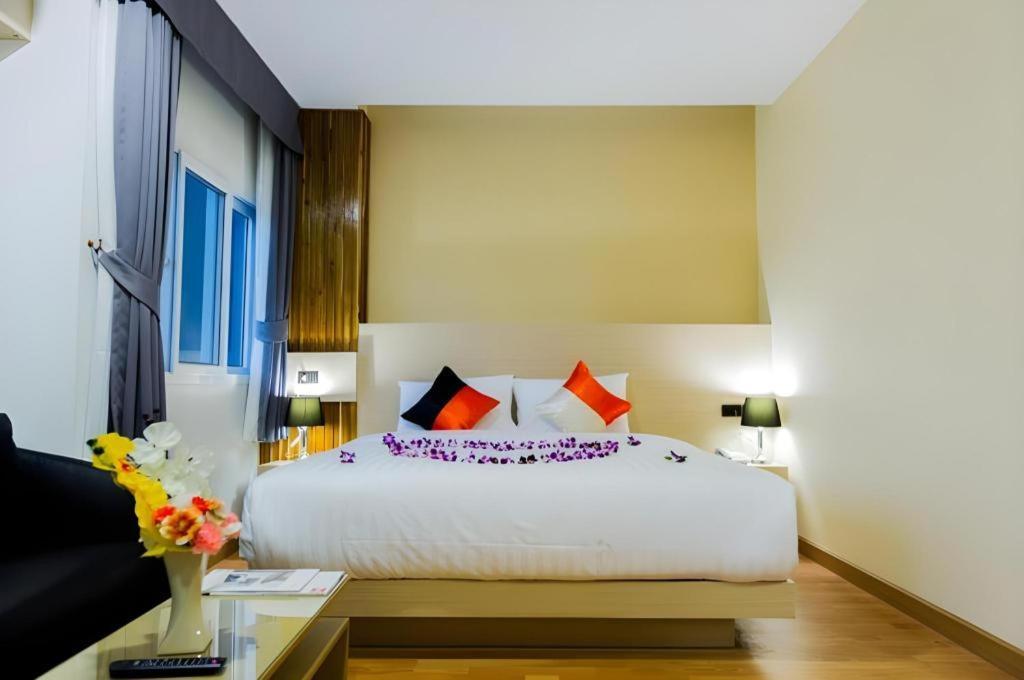Gt Residence Hotel Buriram Eksteriør bilde