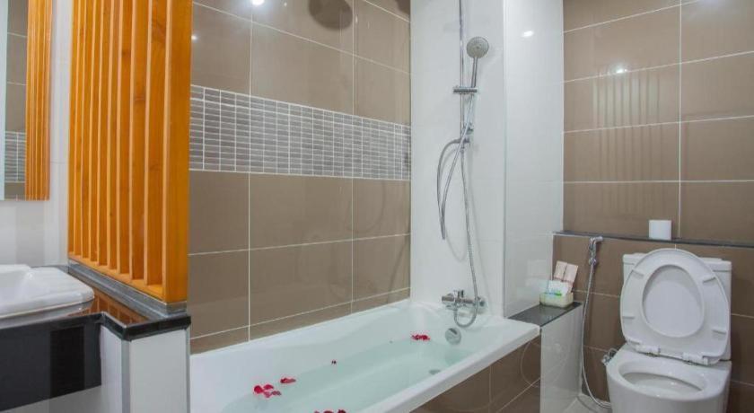 Gt Residence Hotel Buriram Eksteriør bilde
