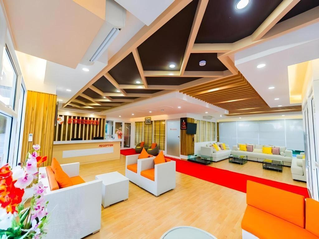 Gt Residence Hotel Buriram Eksteriør bilde